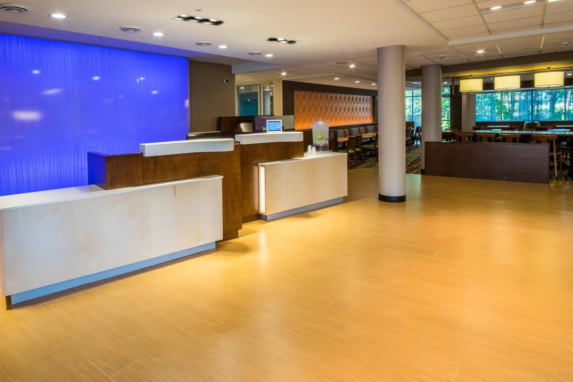 Fairfield Inn & Suites By Marriott Wisconsin Dells Lake Delton Buitenkant foto